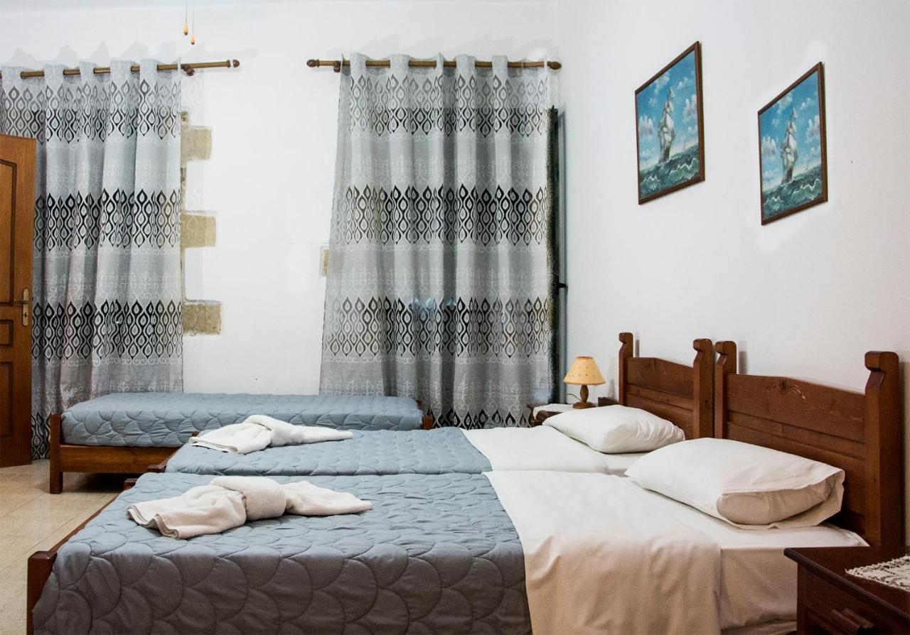 Villa Dimitris Kalamítsion Amigdhálion Exteriör bild